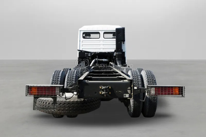 Shacman 6x4 F3000 Chassis - Грузовик-шасси: фото 2 Shacman 6x4 F3000 Chassis - Грузовик-шасси: фото 2