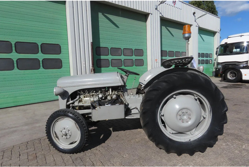 Трактор Diversen FERGUSON tractor: фото 7