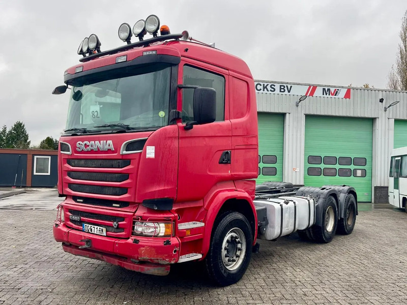 Scania R580 V8 6x4, RETARDER, FULL SPRING! hub reduction, BIG Axels - Грузовик-шасси: фото 1 Scania R580 V8 6x4, RETARDER, FULL SPRING! hub reduction, BIG Axels - Грузовик-шасси: фото 1