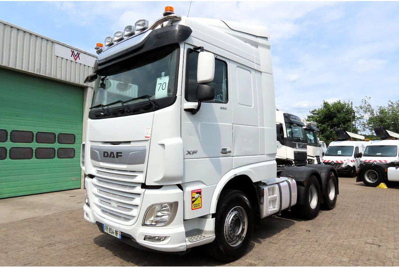 DAF XF 530 6x4 Retarder, Frigo, P-Cool, 2 beds - Тягач: фото 1 DAF XF 530 6x4 Retarder, Frigo, P-Cool, 2 beds - Тягач: фото 1
