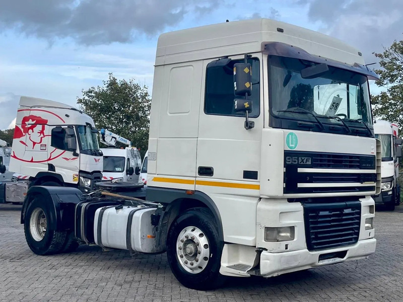 DAF XF 95.430 E4 TYPE, PTO + HYDRAULIC, FRIGO - Тягач: фото 4 DAF XF 95.430 E4 TYPE, PTO + HYDRAULIC, FRIGO - Тягач: фото 4