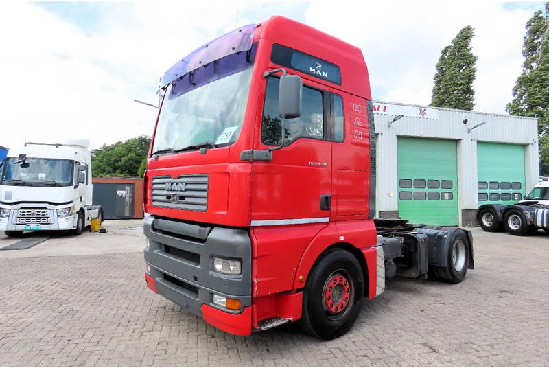MAN TGA 18.410 Manual gearbox, Manual pomp, PTO, HYDRAULIC - Тягач: фото 3 MAN TGA 18.410 Manual gearbox, Manual pomp, PTO, HYDRAULIC - Тягач: фото 3