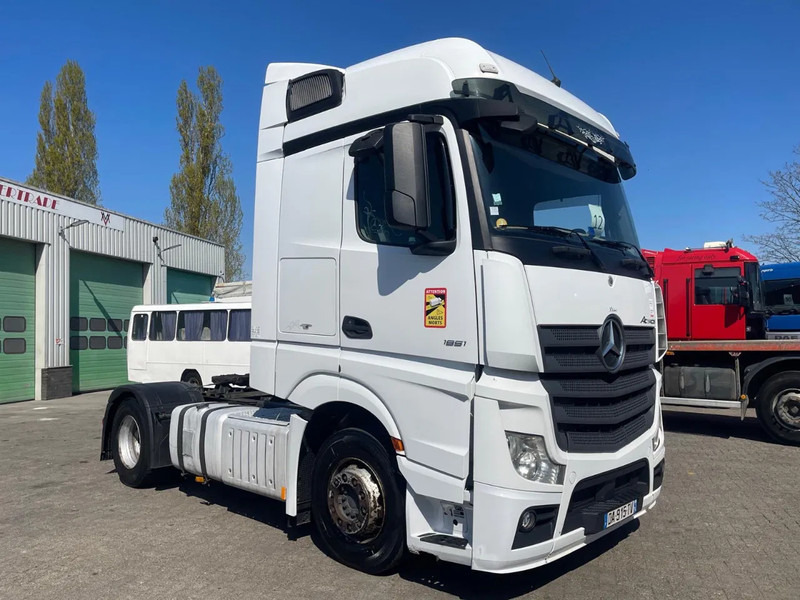 Тягач Mercedes-Benz Actros 1851 RETARDER, EVV, 831300 km original! RETARDER, 2 tanks: фото 1