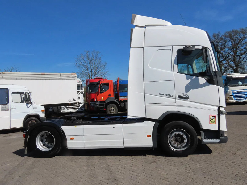 Volvo FH 460 YV2RTY0A3JB867622, FRIGO, 2X FUEL TANK, frigo, EURO6 - Тягач: фото 4 Volvo FH 460 YV2RTY0A3JB867622, FRIGO, 2X FUEL TANK, frigo, EURO6 - Тягач: фото 4