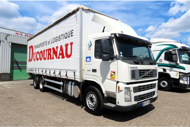 Volvo FM 340 6x2, TOP Condition truck!! - Тентованный грузовик: фото 1 Volvo FM 340 6x2, TOP Condition truck!! - Тентованный грузовик: фото 1