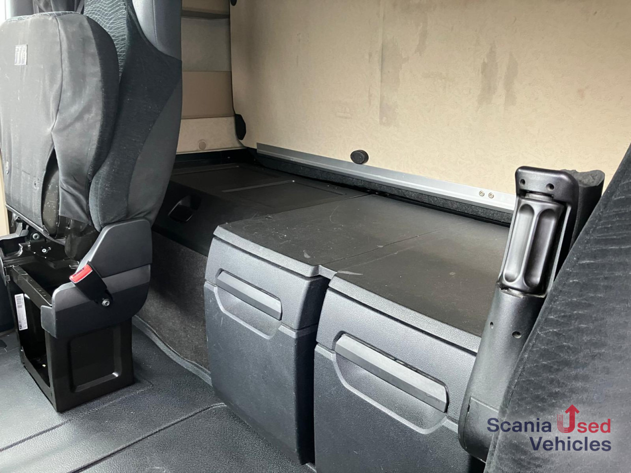 MERCEDES-BENZ Actros 1848 Retarder Blatt/Luft Retarder! - Тягач: фото 3 MERCEDES-BENZ Actros 1848 Retarder Blatt/Luft Retarder! - Тягач: фото 3