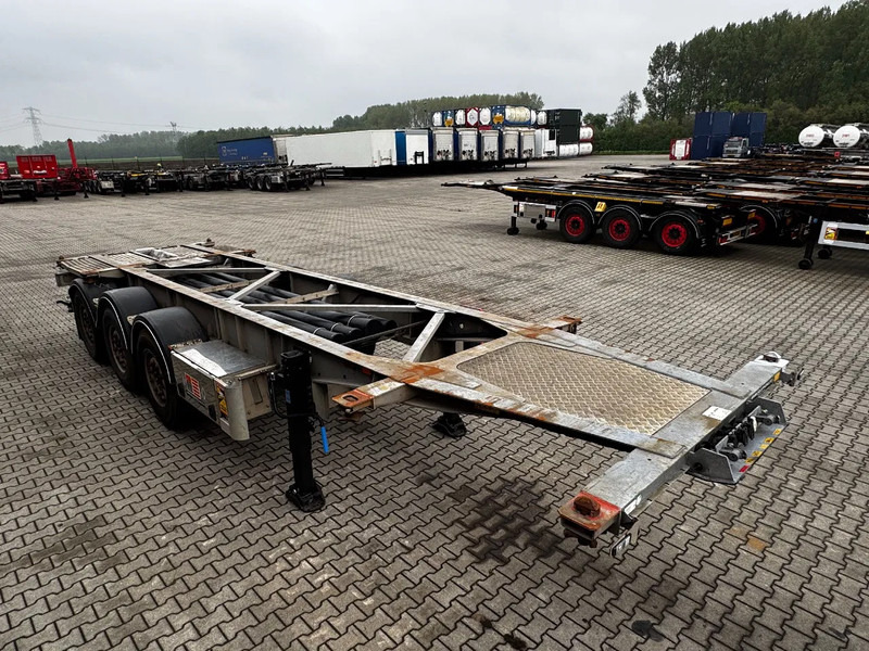 Van Hool 20FT/30FT ADR (EX/II, EX/III, FL, AT), disc brakes, 2 liftaxles, galvanized, ALCOA, NL-Chassis - Полуприцеп-контейнеровоз/ Сменный кузов: фото 4 Van Hool 20FT/30FT ADR (EX/II, EX/III, FL, AT), disc brakes, 2 liftaxles, galvanized, ALCOA, NL-Chassis - Полуприцеп-контейнеровоз/ Сменный кузов: фото 4