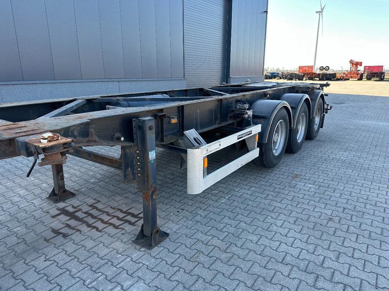 Полуприцеп-контейнеровоз/ Сменный кузов Van Hool 20FT/30FT, ADR (EX/II, EX/III, FL, OX, AT), SAF, drum, liftaxle, NL-Chassis: фото 18 Полуприцеп-контейнеровоз/ Сменный кузов Van Hool 20FT/30FT, ADR (EX/II, EX/III, FL, OX, AT), SAF, drum, liftaxle, NL-Chassis: фото 18