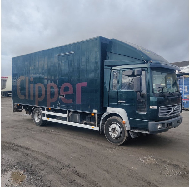 Volvo FL 6 - Грузовик с закрытым кузовом: фото 4 Volvo FL 6 - Грузовик с закрытым кузовом: фото 4