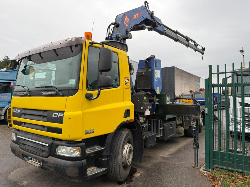 DAF CF 75.310 6X2 PRITSCHE + KRAN PM 27 S-4 + RADIO + WINCH - FULL RAMP - LIFT + STEERING AXLE - MANUAL GEARBOX - FR TRUCK - Грузовик бортовой/ Платформа, Автоманипулятор: фото 4 DAF CF 75.310 6X2 PRITSCHE + KRAN PM 27 S-4 + RADIO + WINCH - FULL RAMP - LIFT + STEERING AXLE - MANUAL GEARBOX - FR TRUCK - Грузовик бортовой/ Платформа, Автоманипулятор: фото 4