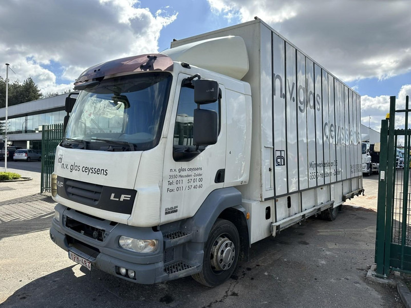 DAF LF 55.250 12T - GLASTRANSPORT / GLASRESTEEL - AIR SUSPENSION - EURO 4 - BELGIAN REGISTRATION - Грузовик: фото 3 DAF LF 55.250 12T - GLASTRANSPORT / GLASRESTEEL - AIR SUSPENSION - EURO 4 - BELGIAN REGISTRATION - Грузовик: фото 3