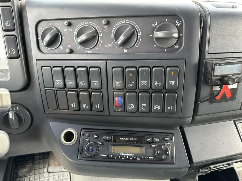 Грузовик бортовой/ Платформа, Автоманипулятор MAN TG 360 A 6x2 + KRAN ATLAS 100.1 A3 - PLATFORM 5m80 - E3 - LIFT-AXLE - FULL AIR SUSPENSION - ZF AS TRONIC -  BE TRUCK: фото 16