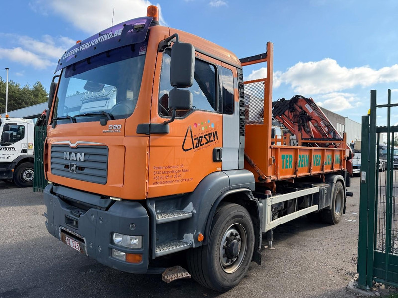 MAN TGA 18.310 4x4 Hydro-drive 2-SEITEN KIPPER + KRAN ATLAS 165 (4x) + RADIO - BE truck - Самосвал, Автоманипулятор: фото 3 MAN TGA 18.310 4x4 Hydro-drive 2-SEITEN KIPPER + KRAN ATLAS 165 (4x) + RADIO - BE truck - Самосвал, Автоманипулятор: фото 3