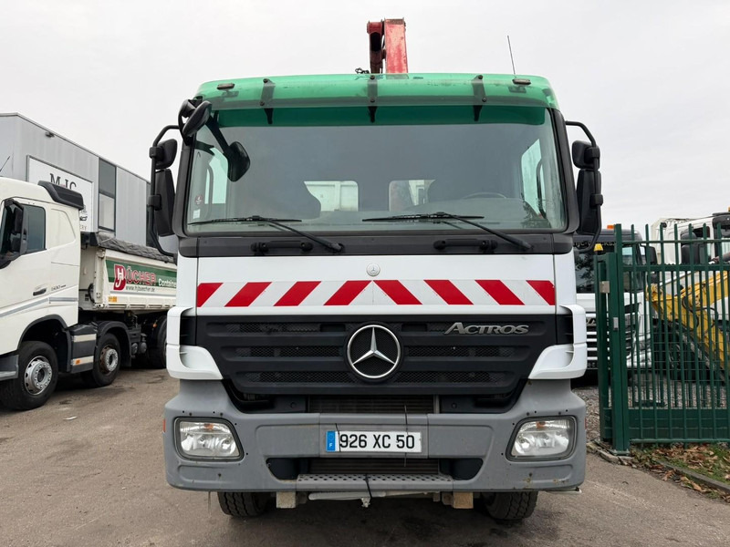 Mercedes-Benz ACTROS 1832 MP2 4x2 2-WAY TIPPER + CRANE - HMF 1063 K 2 - 5/6F - BORDMATIC - EPS 3 PEDALES - BIG AXLE HUB REDUCTION - 356.000km - FR TRUCK - Самосвал, Автоманипулятор: фото 2 Mercedes-Benz ACTROS 1832 MP2 4x2 2-WAY TIPPER + CRANE - HMF 1063 K 2 - 5/6F - BORDMATIC - EPS 3 PEDALES - BIG AXLE HUB REDUCTION - 356.000km - FR TRUCK - Самосвал, Автоманипулятор: фото 2