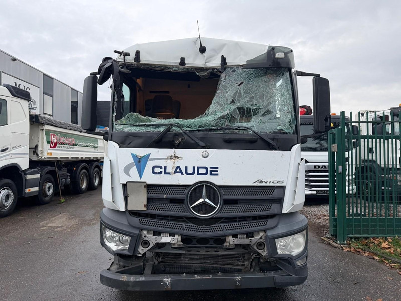 Mercedes-Benz ANTOS 1830 - 4x2 (8m90) CHASSIS CABINE - 19T - A/C - TAILLIFT - *440.000km* - EURO 6 - ENGINE + GEARBOX + CHASSIS = OK - Грузовик-шасси: фото 2 Mercedes-Benz ANTOS 1830 - 4x2 (8m90) CHASSIS CABINE - 19T - A/C - TAILLIFT - *440.000km* - EURO 6 - ENGINE + GEARBOX + CHASSIS = OK - Грузовик-шасси: фото 2