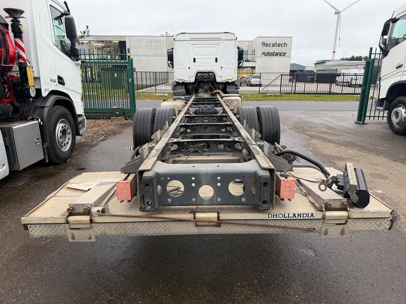 Mercedes-Benz ANTOS 1830 - 4x2 (8m90) CHASSIS CABINE - 19T - A/C - TAILLIFT - *440.000km* - EURO 6 - ENGINE + GEARBOX + CHASSIS = OK - Грузовик-шасси: фото 5 Mercedes-Benz ANTOS 1830 - 4x2 (8m90) CHASSIS CABINE - 19T - A/C - TAILLIFT - *440.000km* - EURO 6 - ENGINE + GEARBOX + CHASSIS = OK - Грузовик-шасси: фото 5