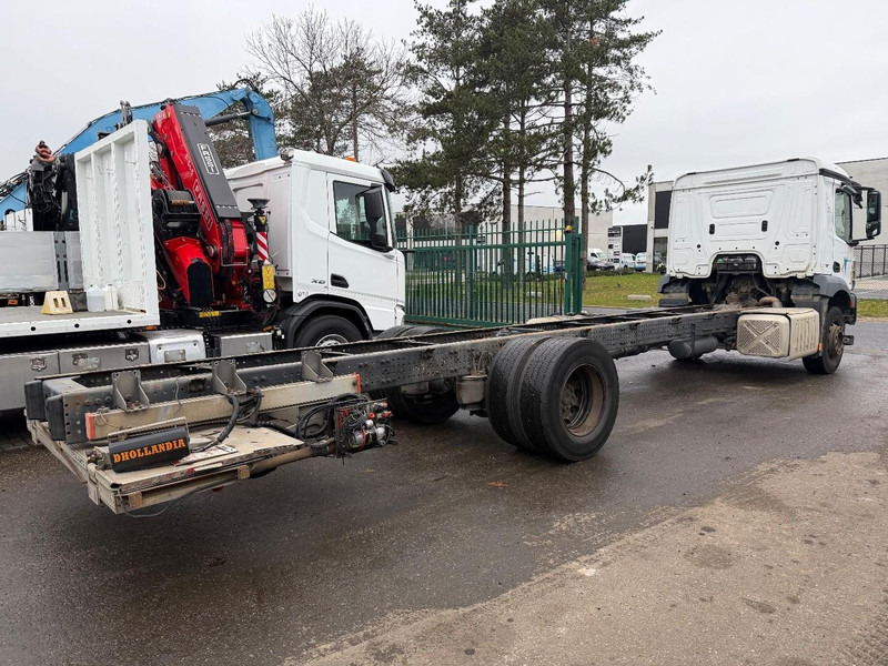 Mercedes-Benz ANTOS 1830 - 4x2 (8m90) CHASSIS CABINE - 19T - A/C - TAILLIFT - *440.000km* - EURO 6 - ENGINE + GEARBOX + CHASSIS = OK - Грузовик-шасси: фото 4 Mercedes-Benz ANTOS 1830 - 4x2 (8m90) CHASSIS CABINE - 19T - A/C - TAILLIFT - *440.000km* - EURO 6 - ENGINE + GEARBOX + CHASSIS = OK - Грузовик-шасси: фото 4