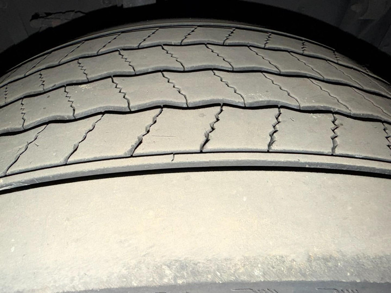 Тягач MAN TGA 18.460 XLX BLS - *471.000km* - 13L MOTOR - FULL SPOILERS / SIDESKIRTS / FRIGO - BE TRUCK: фото 20 Тягач MAN TGA 18.460 XLX BLS - *471.000km* - 13L MOTOR - FULL SPOILERS / SIDESKIRTS / FRIGO - BE TRUCK: фото 20