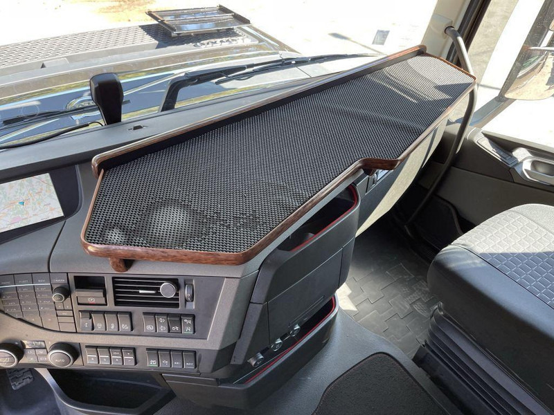 Тягач Volvo FH 460 LNG GAS ADR - ACC - Dynamic Steering - I-park Cool - Lane Keeping Support - collision warning - leather - ... BE Truck: фото 13