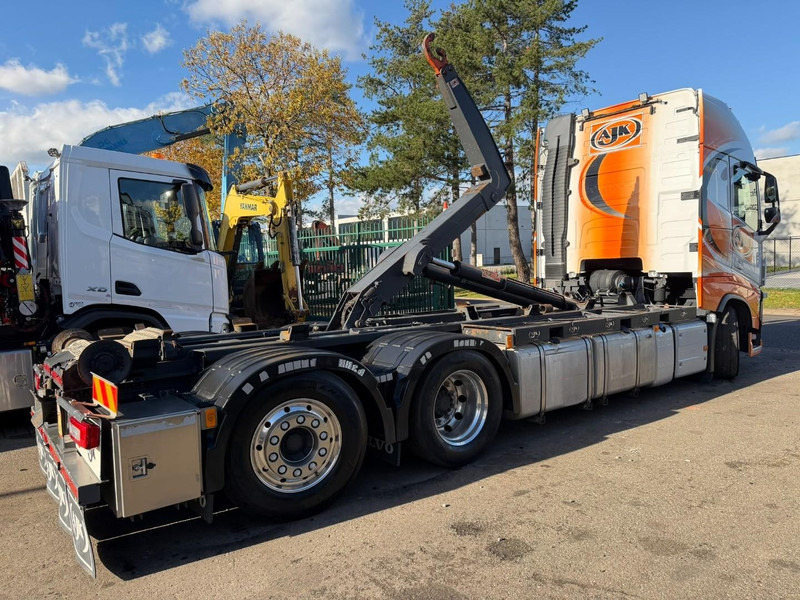 Volvo FH 460 6x2 GLOBE XL AJK HOOKLIFT - *FULL AIR* - DYNAMIC STEERING - I PARK COOL - LIFT + STEERING - ALCOA - BE TRUCK - TOP CONDITION - Крюковой мультилифт: фото 5 Volvo FH 460 6x2 GLOBE XL AJK HOOKLIFT - *FULL AIR* - DYNAMIC STEERING - I PARK COOL - LIFT + STEERING - ALCOA - BE TRUCK - TOP CONDITION - Крюковой мультилифт: фото 5