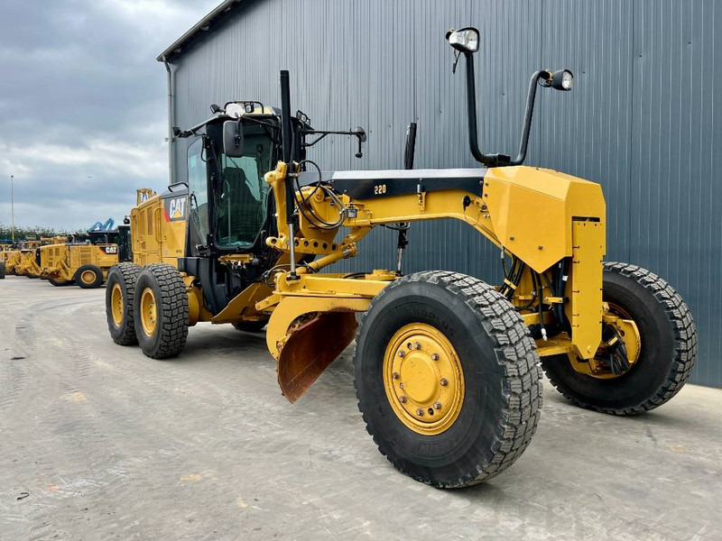 Грейдер Cat 140M2 AWD: фото 17