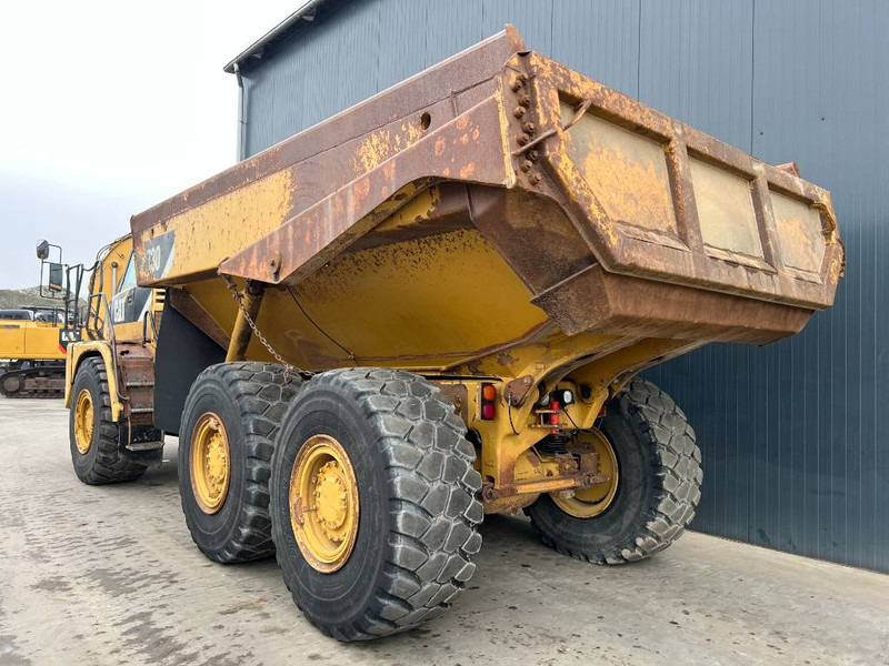 Cat 730 - Сочленённый самосвал: фото 3 Cat 730 - Сочленённый самосвал: фото 3