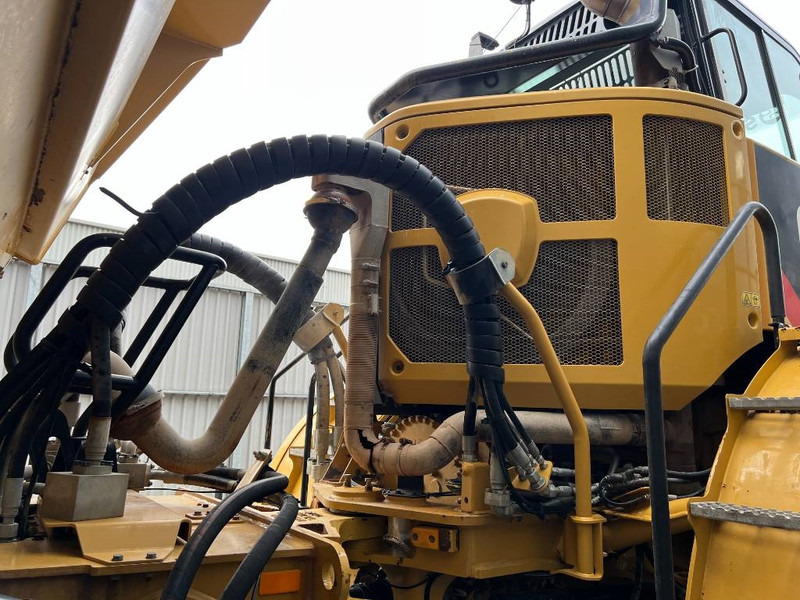 Сочленённый самосвал Cat 735C: фото 15