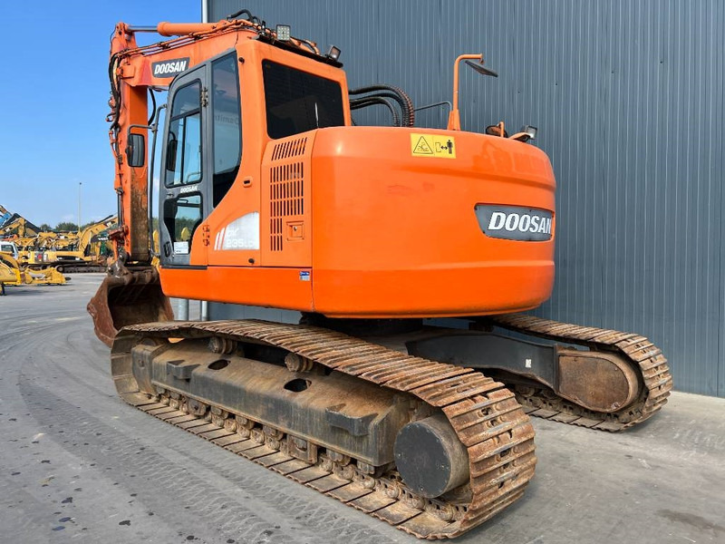 Doosan DX235LCR - Гусеничный экскаватор: фото 4 Doosan DX235LCR - Гусеничный экскаватор: фото 4