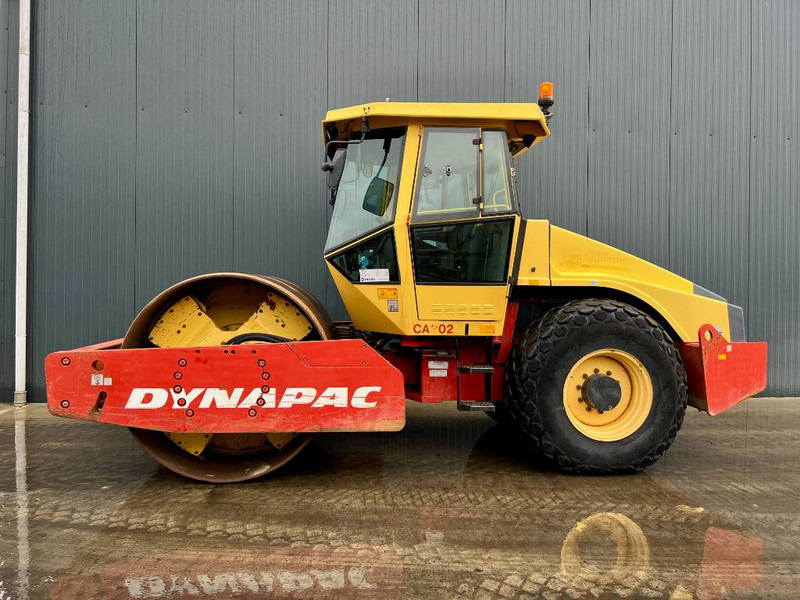 Dynapac CA302D - Каток: фото 2 Dynapac CA302D - Каток: фото 2