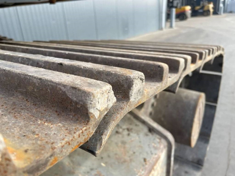 Liebherr R922 SLC - Гусеничный экскаватор: фото 5 Liebherr R922 SLC - Гусеничный экскаватор: фото 5