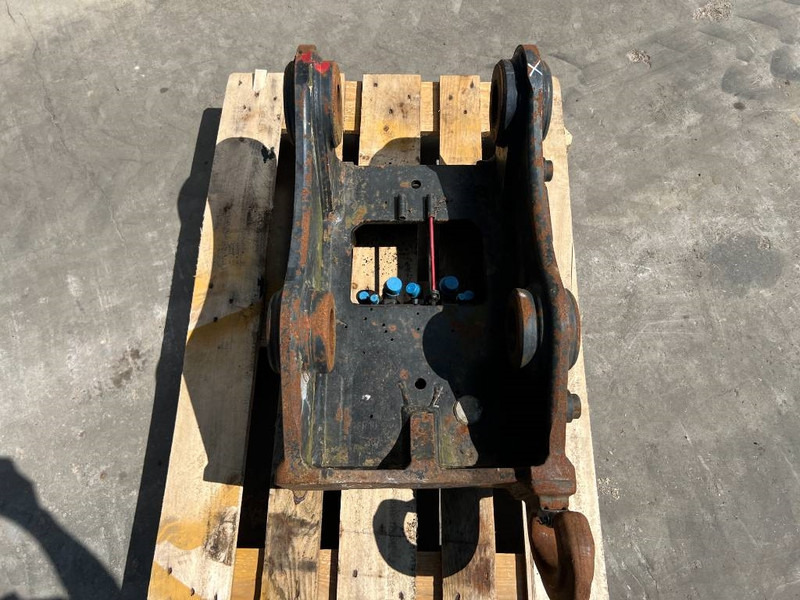 Сцепное устройство для Строительной техники OilQuick OQ65 - M314F / M316F / M318F: фото 15 Сцепное устройство для Строительной техники OilQuick OQ65 - M314F / M316F / M318F: фото 15