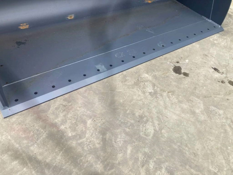 Новый Ковш для Строительной техники Volvo L120G: фото 9