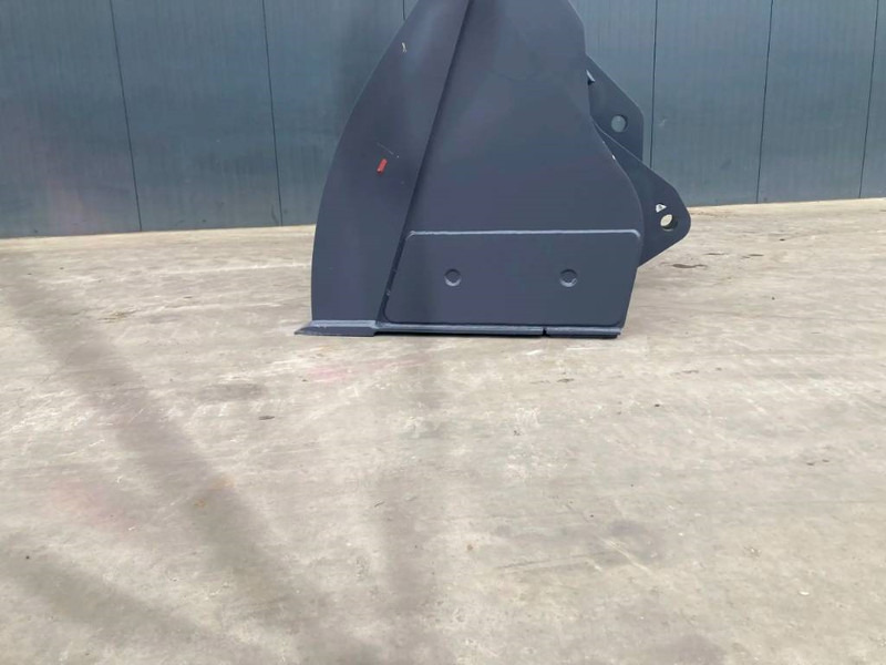 Новый Ковш для Строительной техники Volvo L120G: фото 8