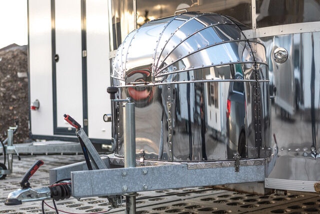 Airstream Catering Trailer | IN STOCK - Торговый прицеп: фото 2 Airstream Catering Trailer | IN STOCK - Торговый прицеп: фото 2