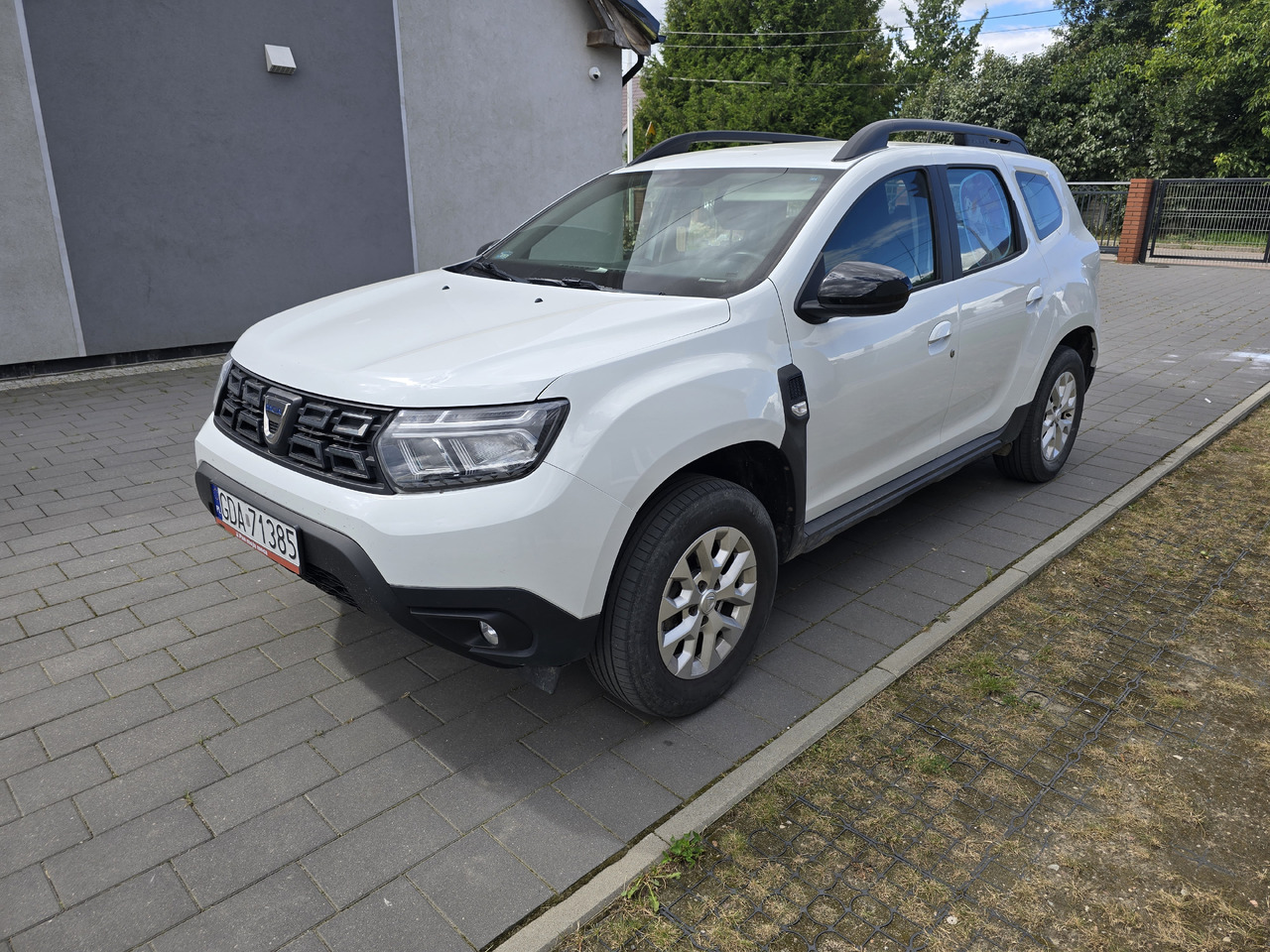DACIA DUSTER 1.0 + LPG - Легковой автомобиль: фото 4 DACIA DUSTER 1.0 + LPG - Легковой автомобиль: фото 4
