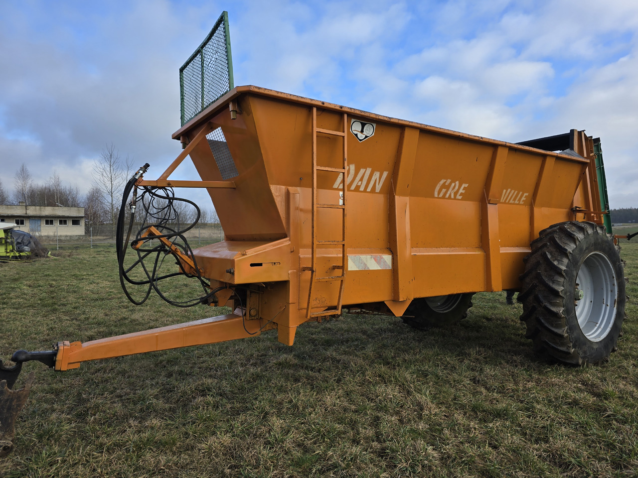 DANGREVILLE 14 - Навозоразбрасыватель: фото 1 DANGREVILLE 14 - Навозоразбрасыватель: фото 1