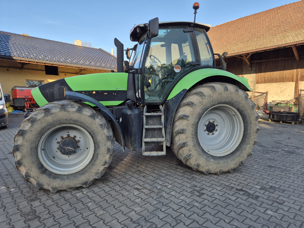 DEUTZ-FAHR Agrotron M650 - Трактор: фото 2 DEUTZ-FAHR Agrotron M650 - Трактор: фото 2