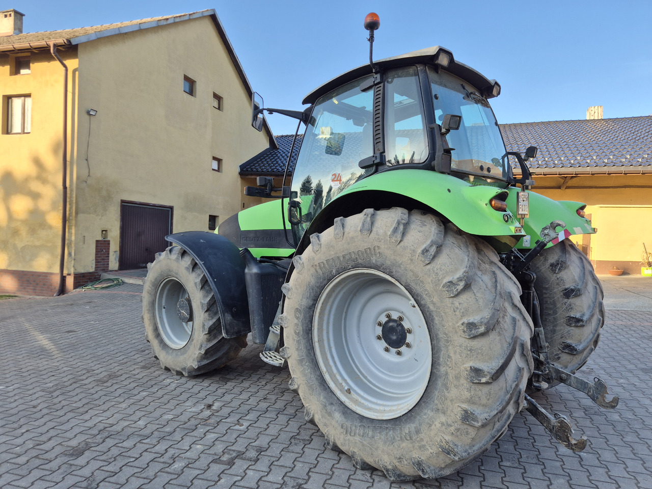 DEUTZ-FAHR Agrotron M650 - Трактор: фото 3 DEUTZ-FAHR Agrotron M650 - Трактор: фото 3