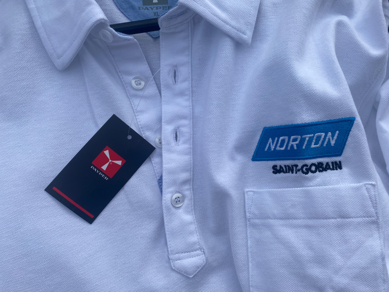 Norton, Dedra ukośnica, zestaw kluczy, lampa z czujnikiem, koszulka Polo - Другая техника: фото 5 Norton, Dedra ukośnica, zestaw kluczy, lampa z czujnikiem, koszulka Polo - Другая техника: фото 5