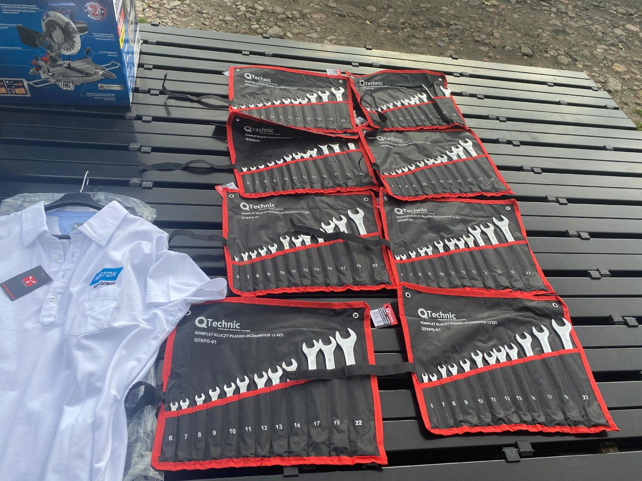 Norton, Dedra ukośnica, zestaw kluczy, lampa z czujnikiem, koszulka Polo - Другая техника: фото 3 Norton, Dedra ukośnica, zestaw kluczy, lampa z czujnikiem, koszulka Polo - Другая техника: фото 3