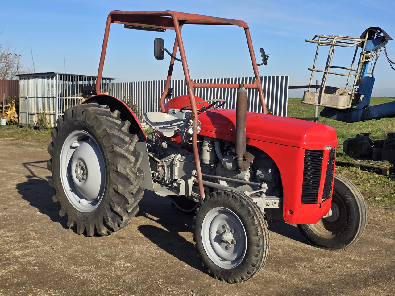 FERGUSON TEF20 - Трактор: фото 1 FERGUSON TEF20 - Трактор: фото 1