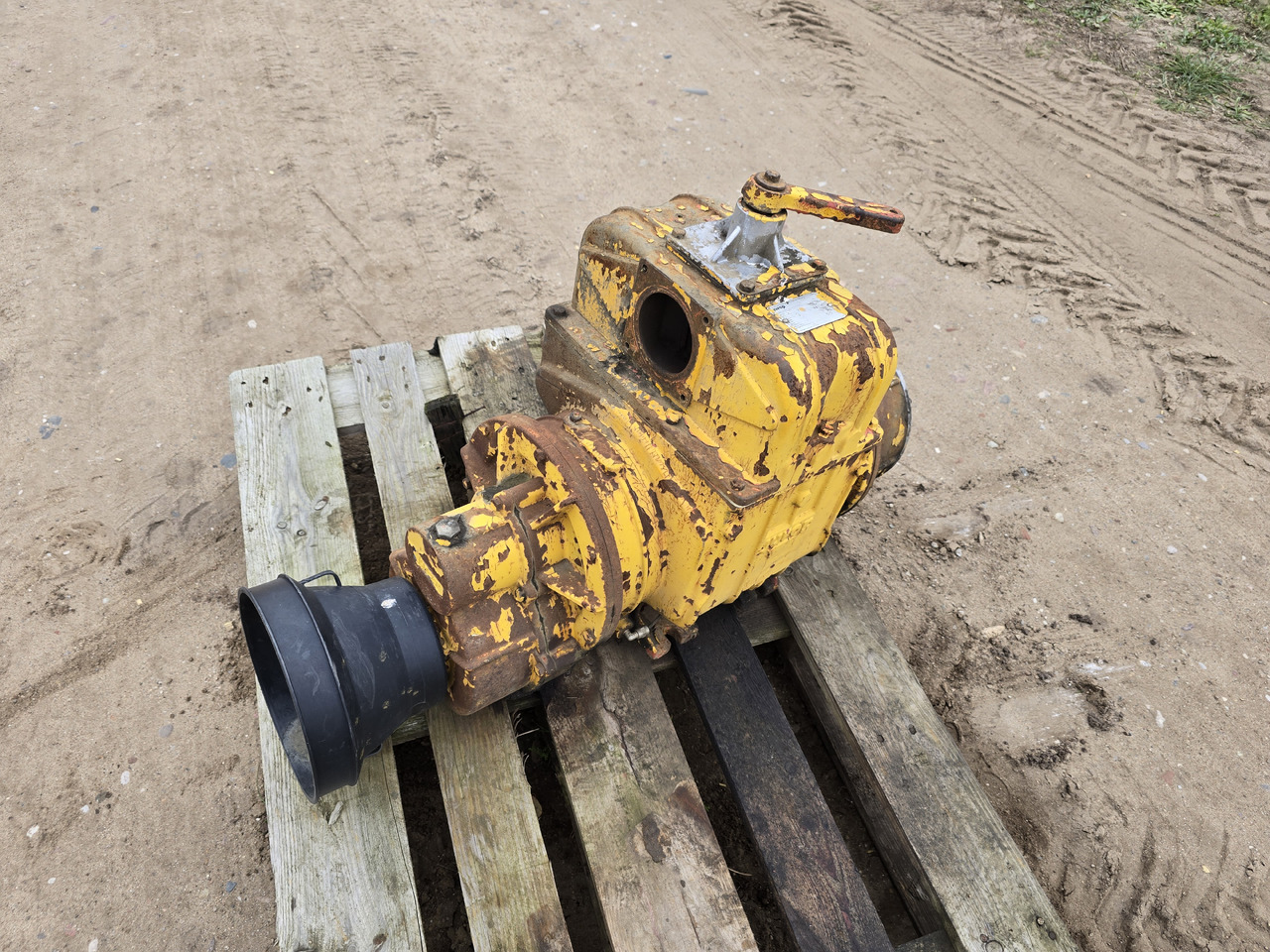 JUROP PNE 122 M - Цистерна для жидкого навоза: фото 1 JUROP PNE 122 M - Цистерна для жидкого навоза: фото 1