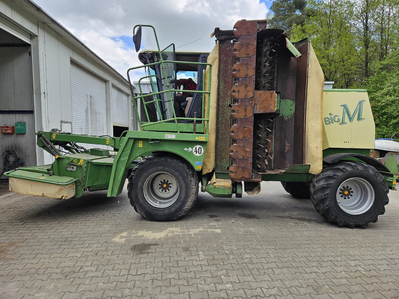 Krone Big M - Косилка: фото 2 Krone Big M - Косилка: фото 2
