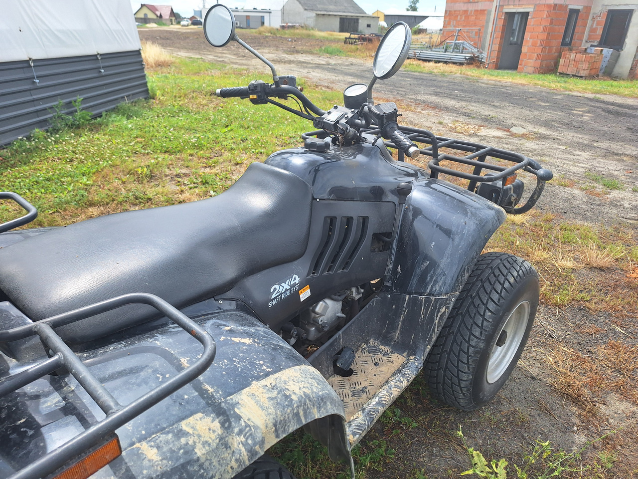 Linhai - Легковой автомобиль: фото 5 Linhai - Легковой автомобиль: фото 5