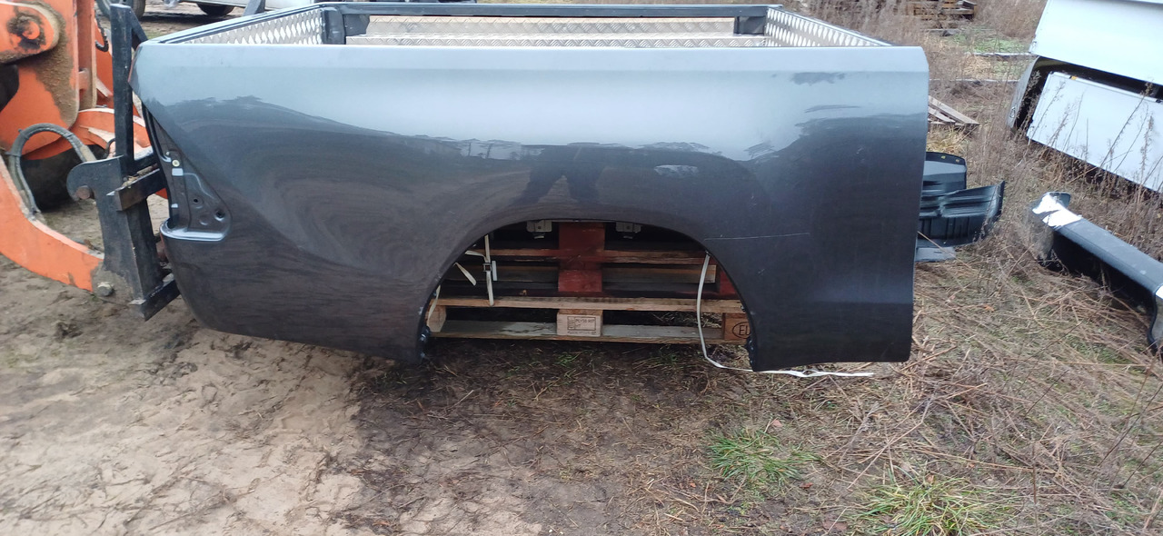 TOYOTA HILUX Extracab (2023 r.) NOWA paka skrzynia - Кузов и экстерьер для Легковых автомобилей: фото 5 TOYOTA HILUX Extracab (2023 r.) NOWA paka skrzynia - Кузов и экстерьер для Легковых автомобилей: фото 5