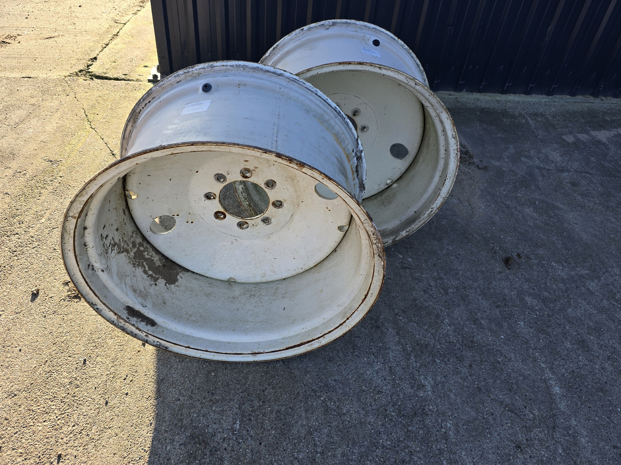 Titan W15LX28, piasta 150 mm - Колесо для Сельскохозяйственной техники: фото 4 Titan W15LX28, piasta 150 mm - Колесо для Сельскохозяйственной техники: фото 4