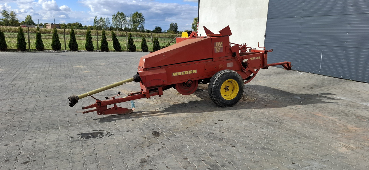 WELGER AP 41 - Пресс-подборщик тюковый: фото 2 WELGER AP 41 - Пресс-подборщик тюковый: фото 2