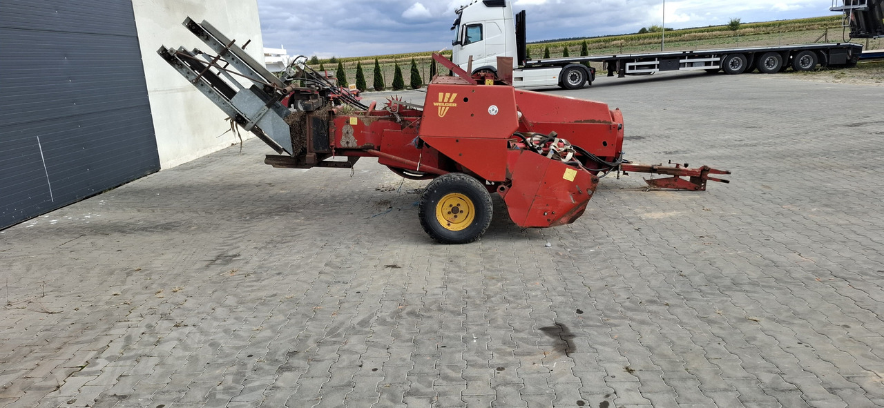 WELGER AP 52 - Пресс-подборщик тюковый: фото 2 WELGER AP 52 - Пресс-подборщик тюковый: фото 2