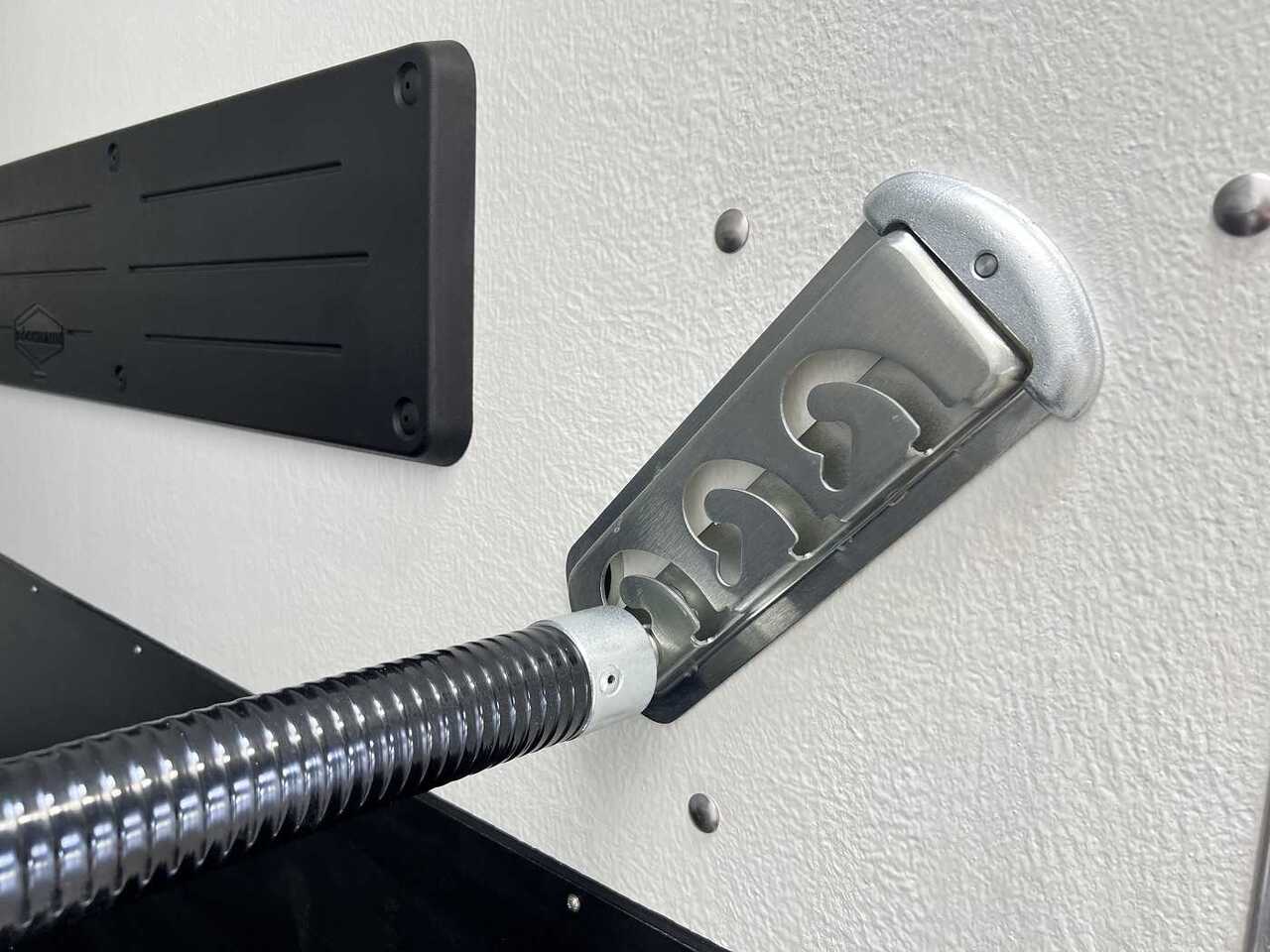 Новый Прицеп-коневоз BOECKMANN Master 21 CFF Pferdeanhänger: фото 7