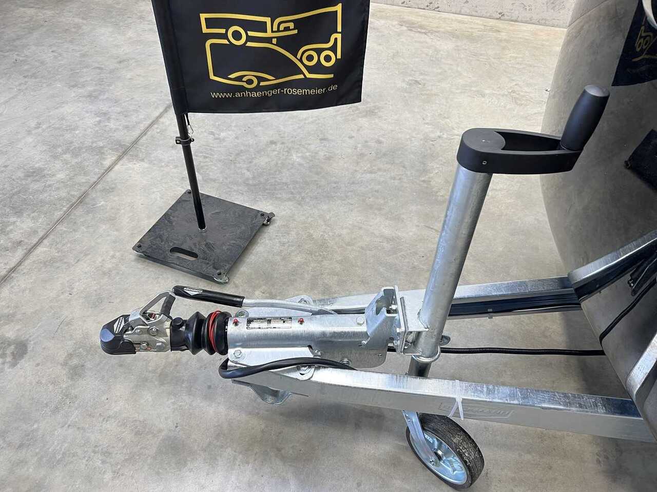 Новый Прицеп-коневоз BOECKMANN Master 21 CFF Pferdeanhänger: фото 22